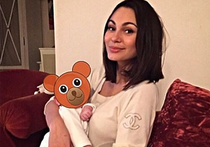 Жена футболиста Юрия Жиркова, Инна, выложившая в Сеть фото своего ребенка с закрытым из суеверия лицом, неожиданно стала объектом многочисленных «фотожаб» в Twitter