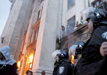 В посольстве Украины во Франции заявили, что лента дает "искаженное представление о событиях в стране"
