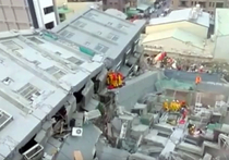 Число погибших в результате мощного землетрясения на Тайване, магнитуда которого достигла 6,4 балла, приближается к трем десяткам человек