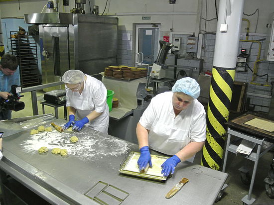 Во многих городах мира есть свои узнаваемые символы, уникальные бренды, которые туристы непременно хотят получить в качестве сувенира