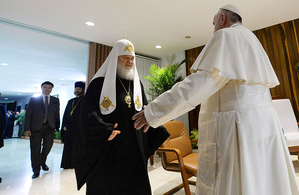 Patriarch Kirill and Pope Francis meet in Havana