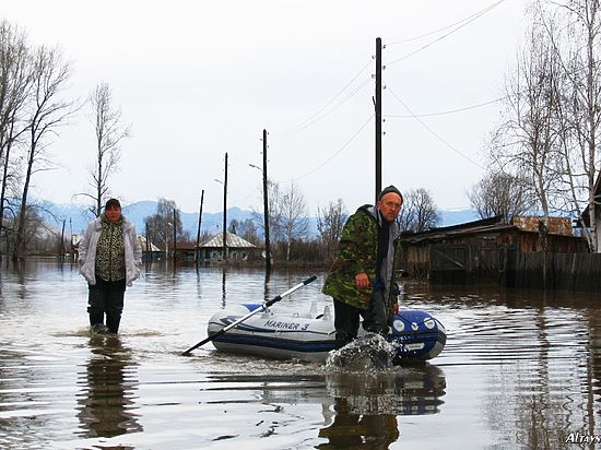 Паводки и наводнения для Казахстана все чаще оказываются в буквальном смысле «снегом на голову»