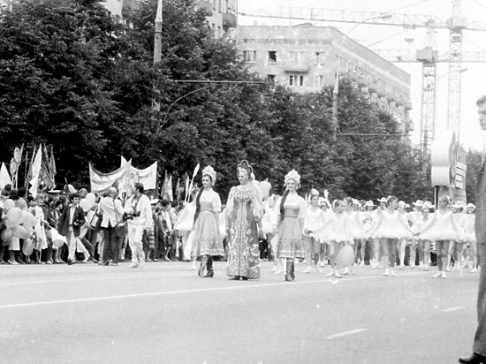 Удачное ли время выбрано для Всемирного фестиваля молодежи в России