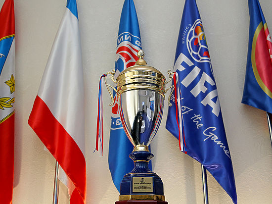Футбол в Крыму: завтра (23 февраля) состоится финал Кубка Премьер-лиги КФС