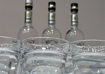 В Министерстве промышленности и торговли РФ предложили отменить введённые несколько лет назад зоны вокруг социальных объектов, в которых запрещена торговля алкоголем