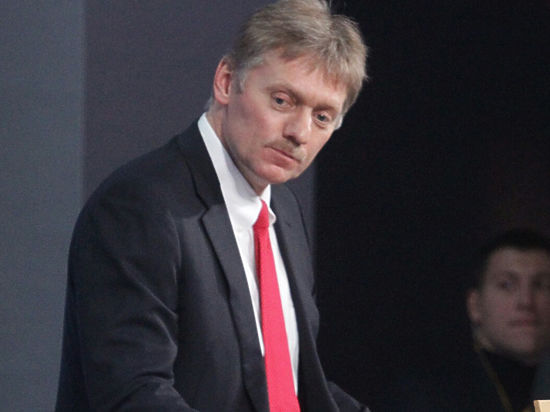 Песков: Путин и Медведев соблюли Конституцию, одновременно уехав в Минск Песков: Путин и Медведев соблюли Конституцию, одновременно уехав в Минск