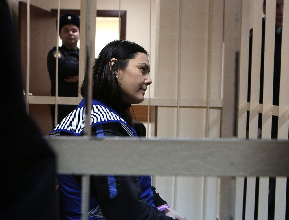Няня, убившая девочку, улыбалась в суде: следствие ищет подстрекателей