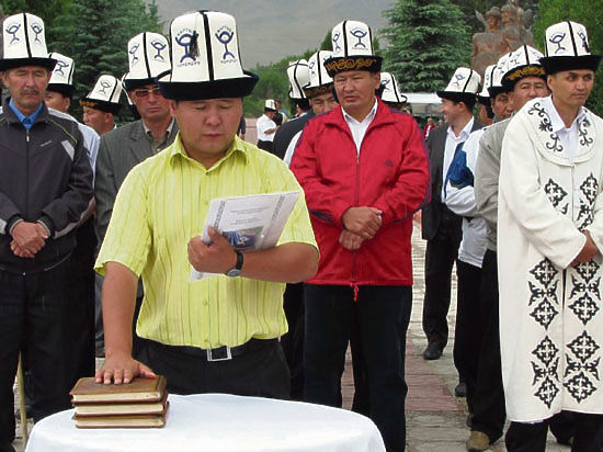 Кыргызстан становится средоточием беспредела, замешанного на национализме