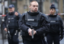 Французские блогеры и СМИ сообщают о происшествии в пригороде Парижа Сен-Гратьен, в местечке Валь-д'Уаз