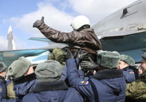 Первая группа истребителей прибыла во вторник из Сирии на аэродром в Воронежской области