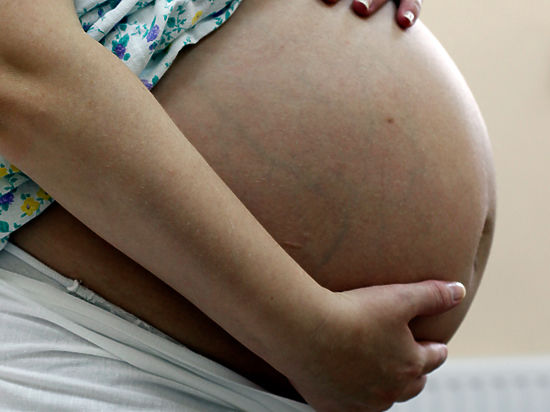 У жительницы Челябинской области, выдумавшей беременность, могли быть психологические и гормональные нарушения, вызывающие симптомы токсикоза