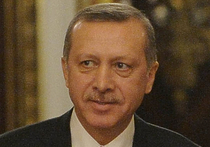 Министерство иностранных дел Турции вызвало к себе посла ФРГ Мартина Эрдманна из-за сатирического ролика, в котором высмеивается политика  турецкого лидера Реждепа Эрдогана, передает Der Spiegel