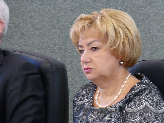 Вице-спикер Заксобрания Карелии Ирина Петеляева не понимает, быть ей депутатом Госдумы или нет
