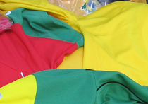 Токсичные детские футболки обнаружили в продаже эксперты Роскачества в результате исследования образцов одежды отечественного и импортного производства