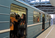 В субботу, 2 апреля, у московской станции метро «Улица 1905 года» прошел митинг работников метро