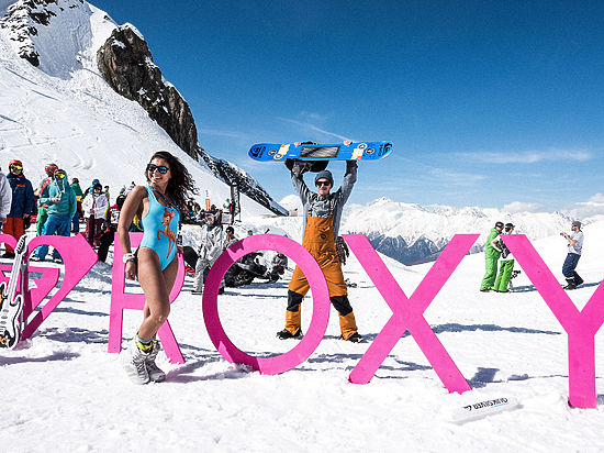 Открылся международный сноубордический лагерь Quiksilver New Star.