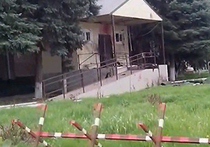 Дерзкое нападение трех террористов-смертников на отделение внутренних дел в селе Новоселицкое Ставропольского края произошло в понедельник, 11 апреля
