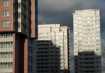 Во всех без исключения столичных округах рублевые цены на жилье продолжают снижаться