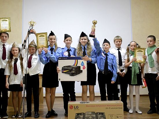 200 ялтинских школьников соревновались в знании ПДД