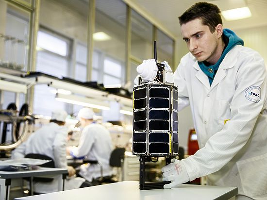 Второй  наноразмерный космический аппарат АО «Российские космические системы» планирует отправить на орбиту в 2017 году