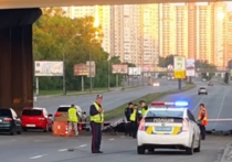 Утром 4 мая в Печерском районе Киева случилась жуткая автокатастрофа, в результате которой погиб известный украинский автогонщик Тарас Колесник