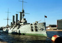 В Петербурге на 88 году жизни скончался директор крейсера-музея «Аврора», контр — адмирал в отставке Лев  Давыдович Чернавин