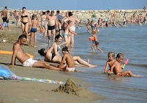Председатель госсовета Республики Крым Владимир Константинов не согласился с тем, что полуостров теряет популярность у российских туристов якобы из-за плохого сервиса
