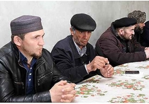 Чеченское село Кенхи, где жил пожаловавшийся Владимиру Путину на Рамзана Кадырова Рамазан Джалалдинов, продолжает оставаться закрытым для посещений
