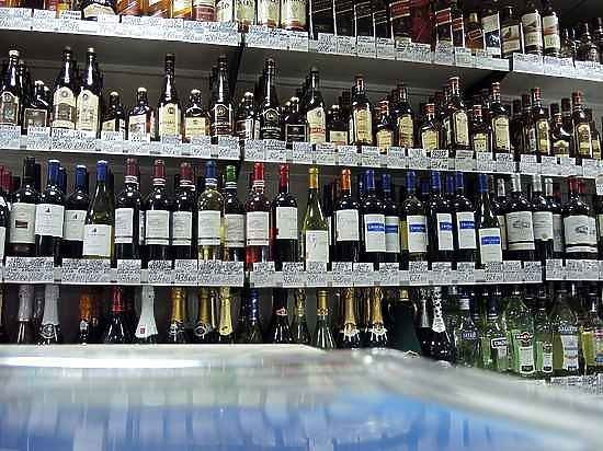 Инициативу депутатов думы Иркутска о запрете алкоголя в домах решили отклонить 