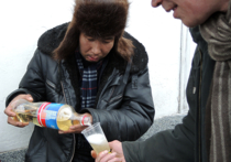 На сайте правительства России опубликован текст поправок в законопроект об ограничении продажи алкогольной продукции в полимерной потребительской таре