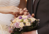 В 2015 году 9422 жениха и невесты передумали регистрировать отношения