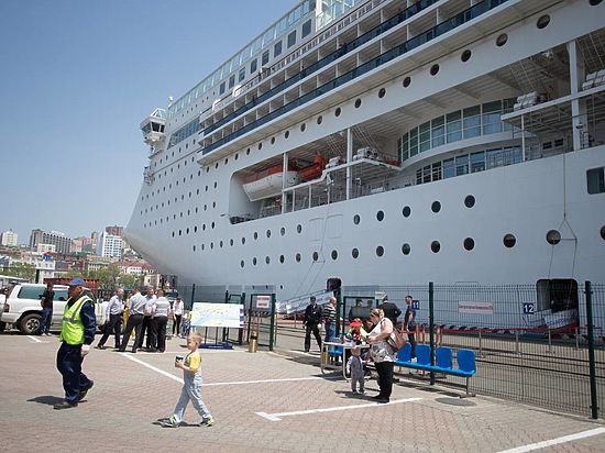 Мимо Владивостока ежегодно проплывают более двух миллионов иностранных туристов