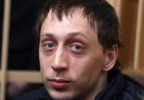 На днях суд выпустил на свободу организатора нападения на худрука Большого театра Сергея Филина — в 2013 году ему в лицо плеснули кислотой