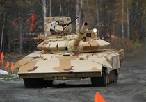Модернизированный танк Т-72, который предназначен для ведения городских боев, был представлен российскими производителями на международной выставке в Казахстане