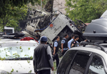 Взрыв в Стамбуле неподалеку от автобусной остановки унес жизни как минимум 11 человек, 7 из которых были полицейскими