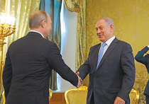 Премьер-министр Израиля Биньямин Нетаньяху с осени прошлого года уже в третий раз приезжает в Москву