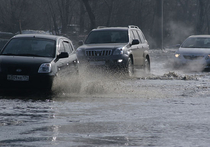Власти прокомментировали затопленные дороги в Чурилово