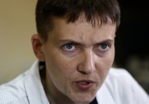 В четверг член комитета Верховной рады по национальной безопасности Надежда Савченко раскритиковала украинских генералов, которые, по ее мнению, уже разворовали весь оборонный бюджет, а теперь хотят наложить лапу на деньги Януковича