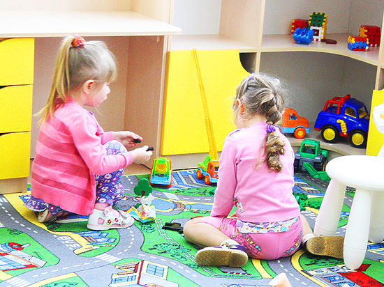 Чем отличается частный детский сад от муниципального и домашнего?