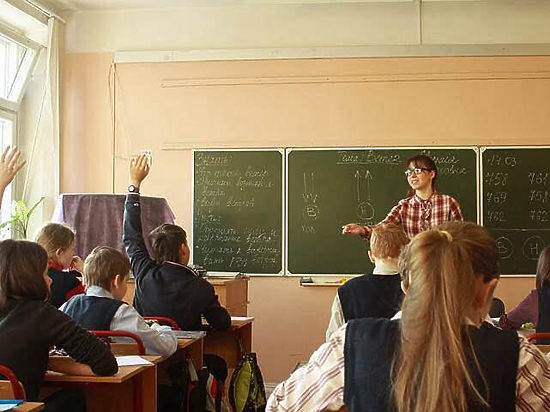 Преподавательницы московской и провинциальных школ рассказали о мракобесах и омуте памяти