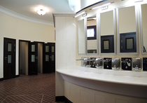 Пускать посетителей в собственные туалеты за умеренную плату вскоре могут начать столичные кафе и рестораны