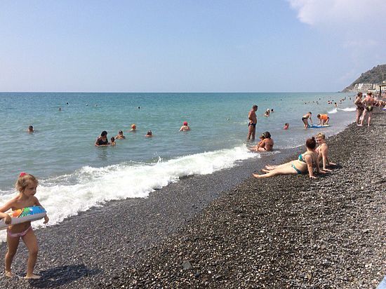 Пляжный патруль-2016 в Крыму: условия для отдыхающих в Рыбачьем 