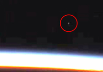Неопознанный летающий объект, входящий в атмосферу Земли, зафиксировала камера Международной космической станции