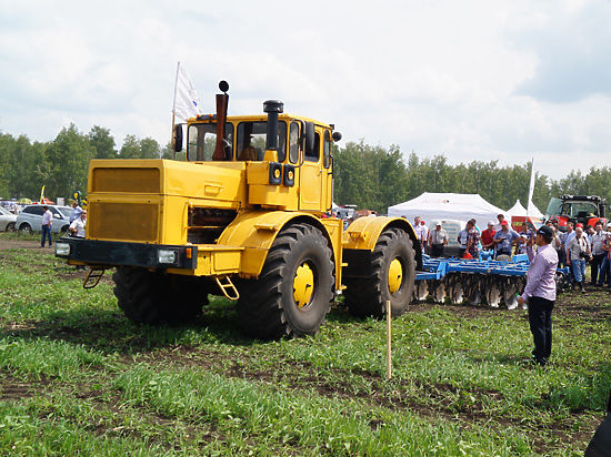 В Челябинской области прошла окружная выставка самой современной сельхозтехники