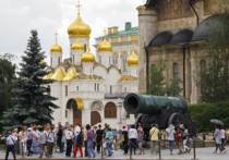 Минтруд не планирует запрещать иностранным гидам водить экскурсии по России