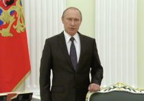 Президент РФ Владимир Путин выступил с видеообращением к своему французскому коллеге Франсуа Олланду и принес ему соболезнования в связи с терактом в Ницце