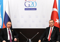 Пресс-служба Кремля сообщила, что президент Турции Реджеп Тайип Эрдоган и российский лидер Владимир Путин провели телефонные переговоры, в ходе которых обсуждалась попытка переворота в Турции