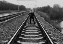 18 июля в Подмосковье грузовой поезд сбил двух 15-летних москвичек