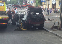 Журналист Павел Шеремет, взорванный утром в машине в центре Киева, ехал на утренний эфир программы "Утро Павла Шеремета" радио "Вести"