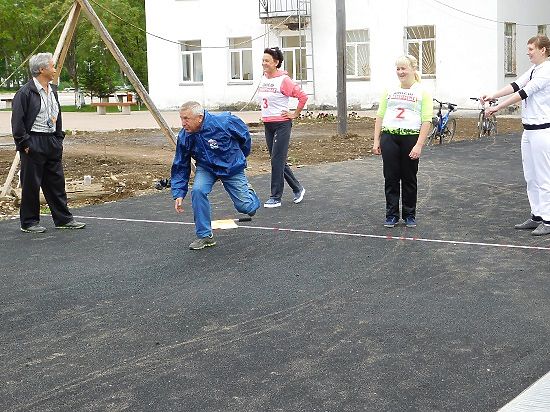 Работа смирных. Спортивная школа в Смирных. Культура Смирных. Школа Смирных питание. Детский сад Смирных.